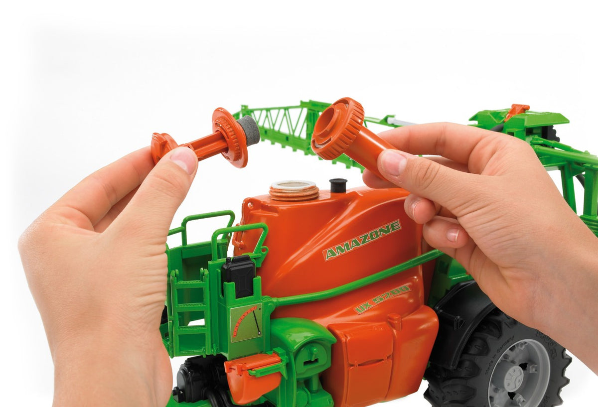 Bruder 02207 1/16 Amazone Trailed Field Sprayer