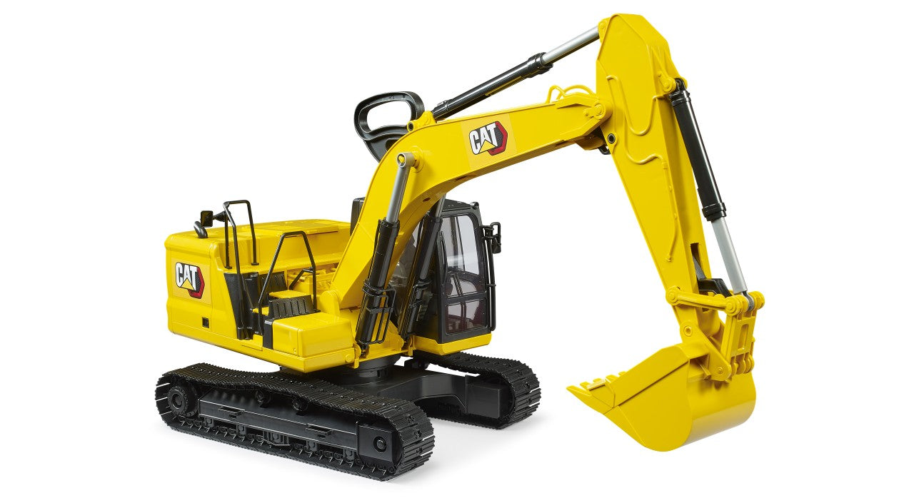Bruder 02483 1/16 Caterpillar Excavator