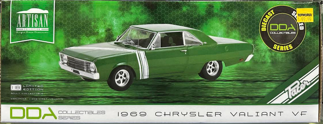 1/18 1969 Chrysler Valiant VF Green