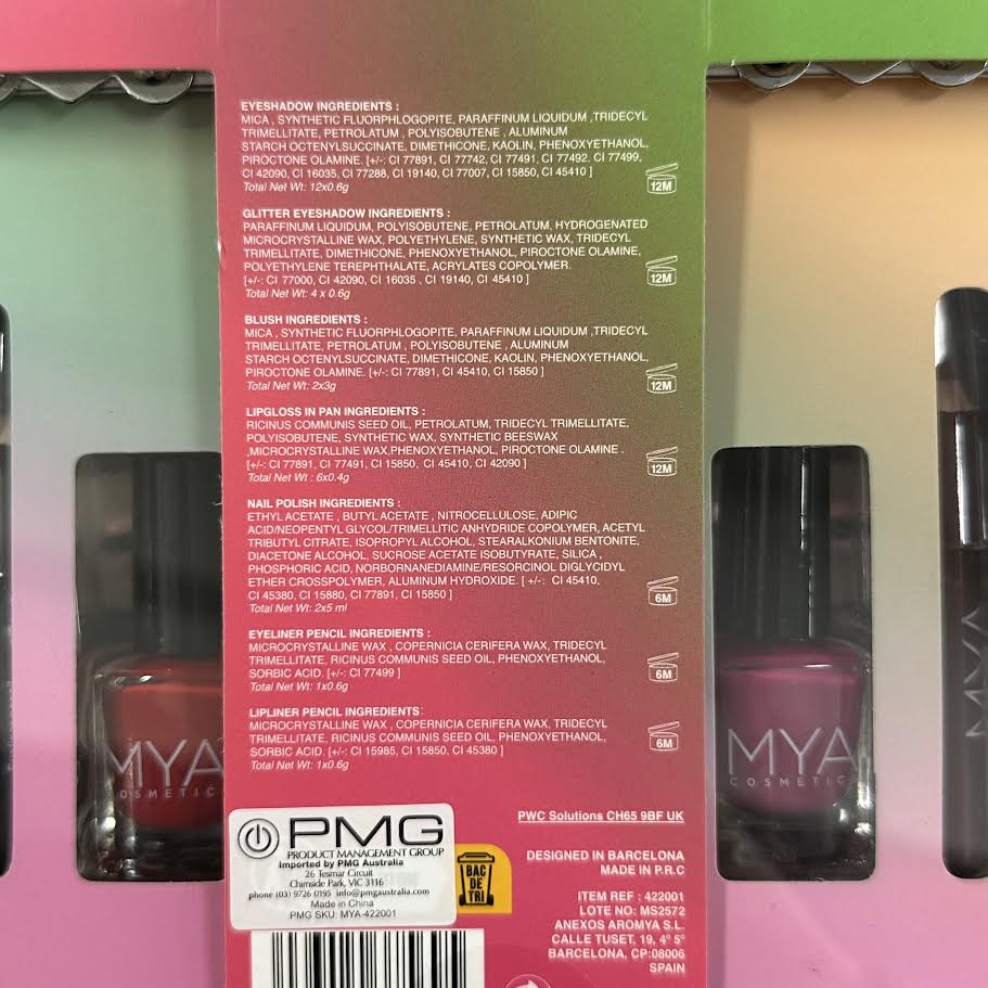 MYA Cosmetics Transparent Makeup Case