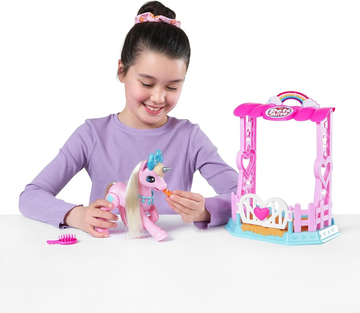 Zuru Pet's Alive My Magical Unicorn &amp; Stable Playset Req 3 AAA Batteries