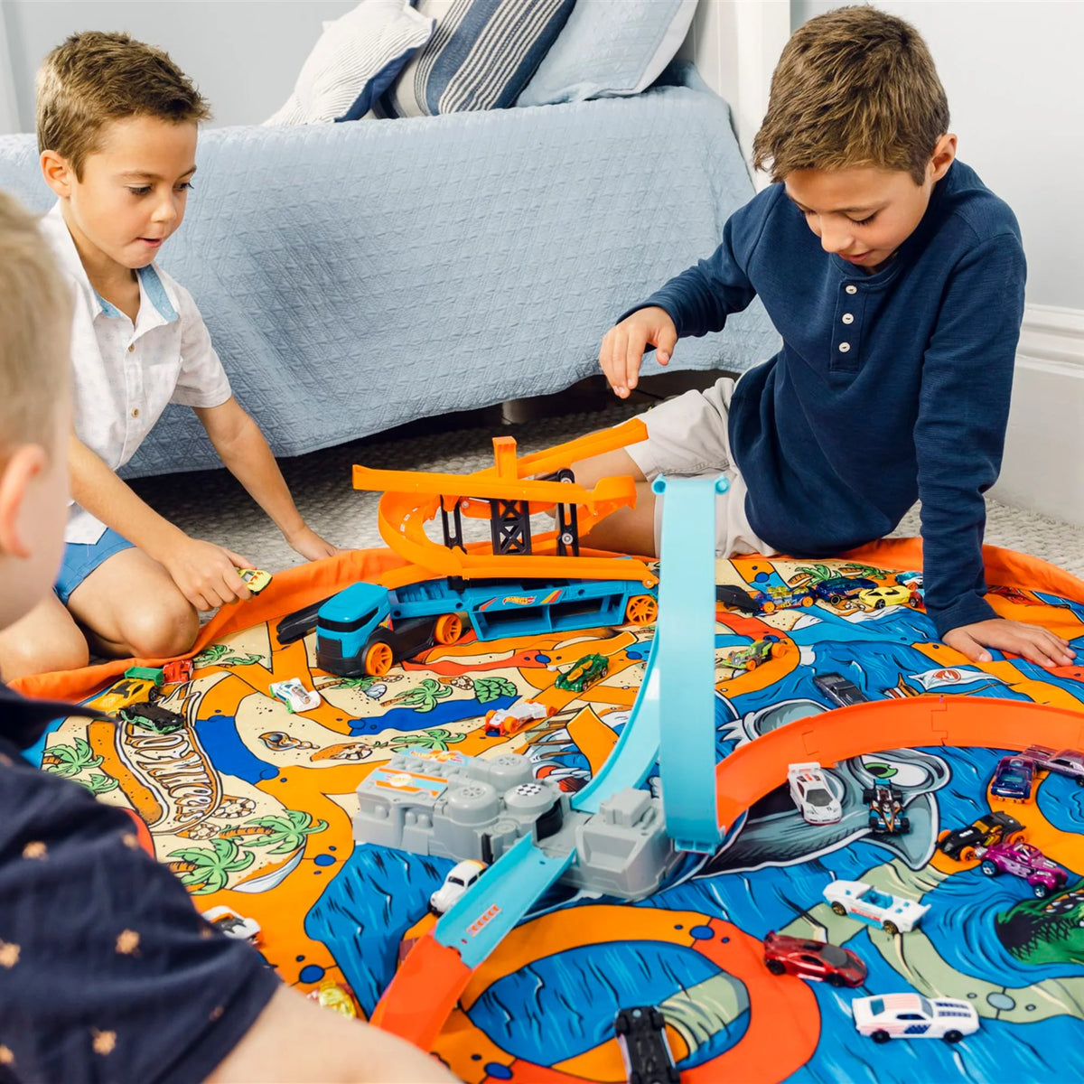 Hot Wheels Play Pouch - Toy Storage Bag &amp; Mat