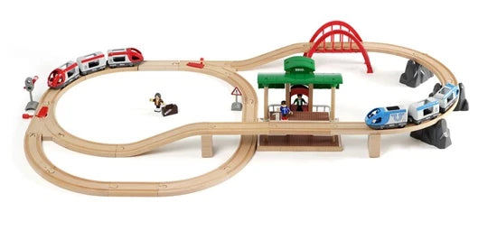 BRIO 33512 Travel Switching Set req 2 x AAA batteries