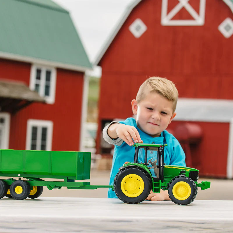 Big Farm John Deere Tractor With Wagon Trailer