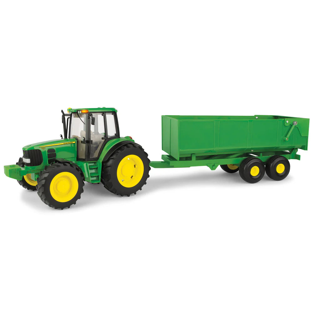 Big Farm John Deere Tractor With Wagon Trailer