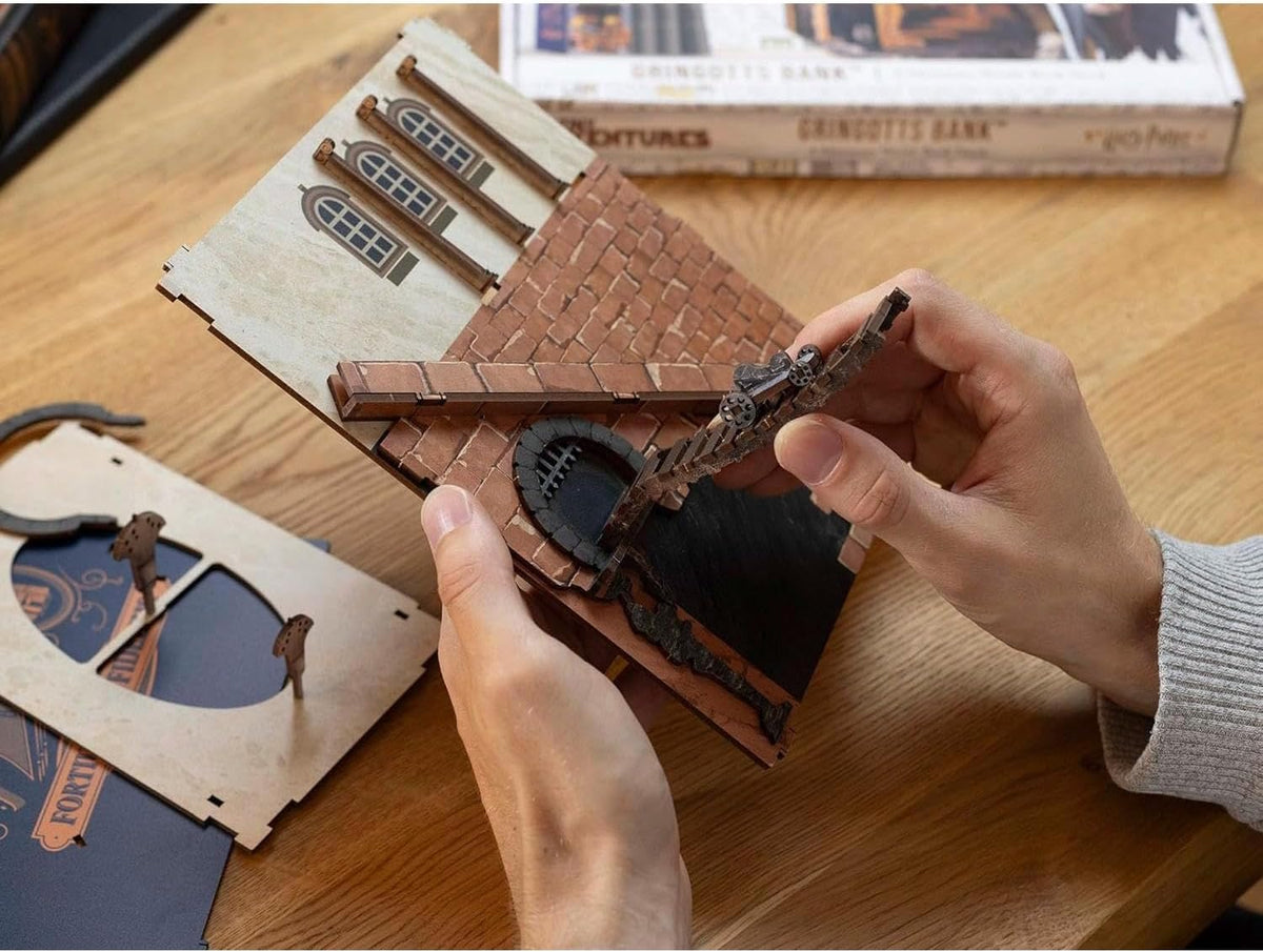 Revell Book Nook - Harry Potter Gringotts Bank