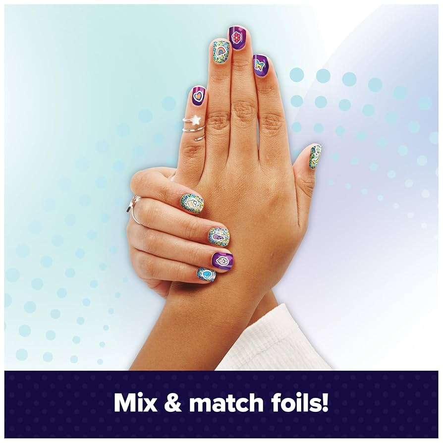 Cool Maker Mix &amp; Mani Holiday Foil Nails