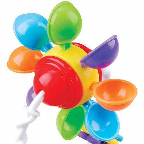 PLAYGO TOYS ENT. LTD. Discover and Sense Station