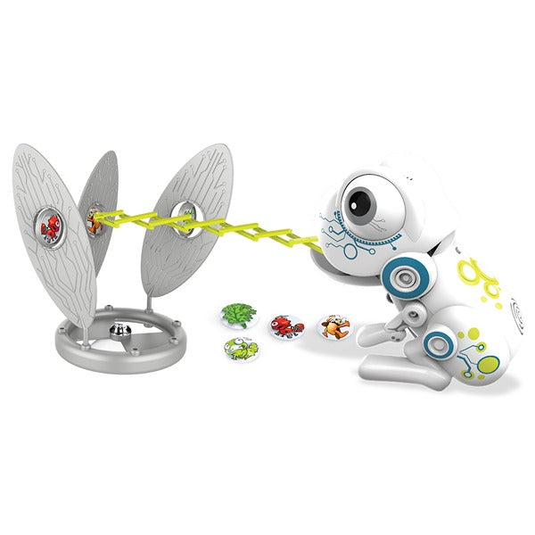 Silverlit Robo Frog req 3 x AA 2 x AAA batteries