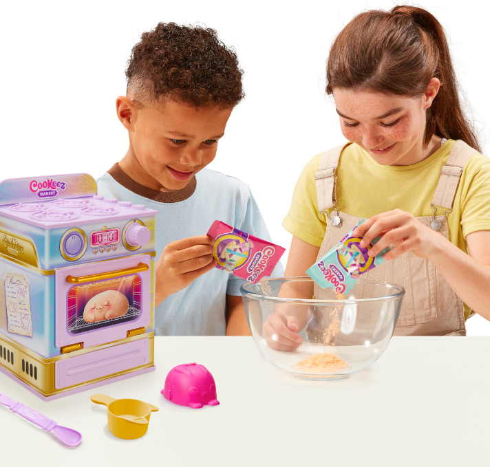 Cookeez Makery Oven Play Set Exclusive Sweet Treats batteries included
