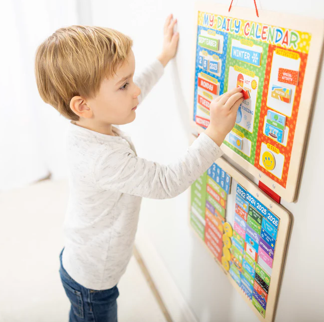 M&amp;D Wooden My Magnetic Daily Calendar