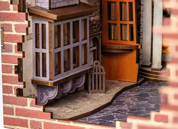 Revell Book Nook - Harry Potter Diagon Alley