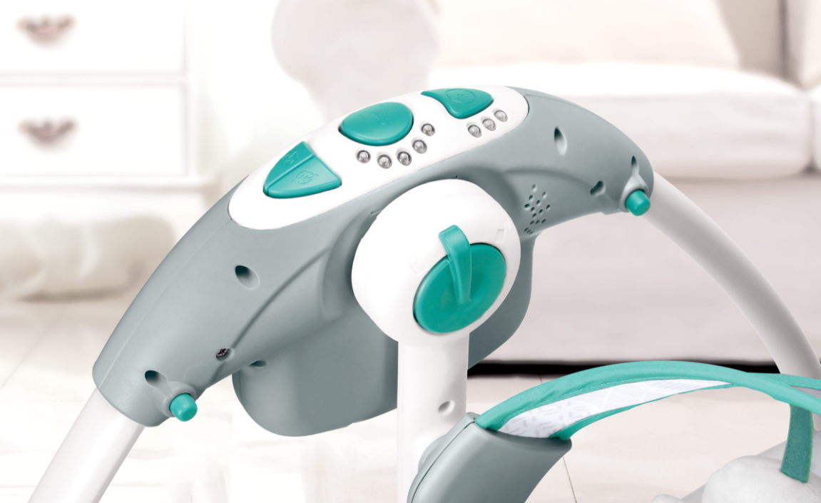 Love N Care Portable Swing Green Req 4 x C Batteries or Power Adaptor