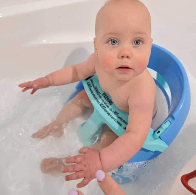 Dream Baby Premium Bath Seat blue
