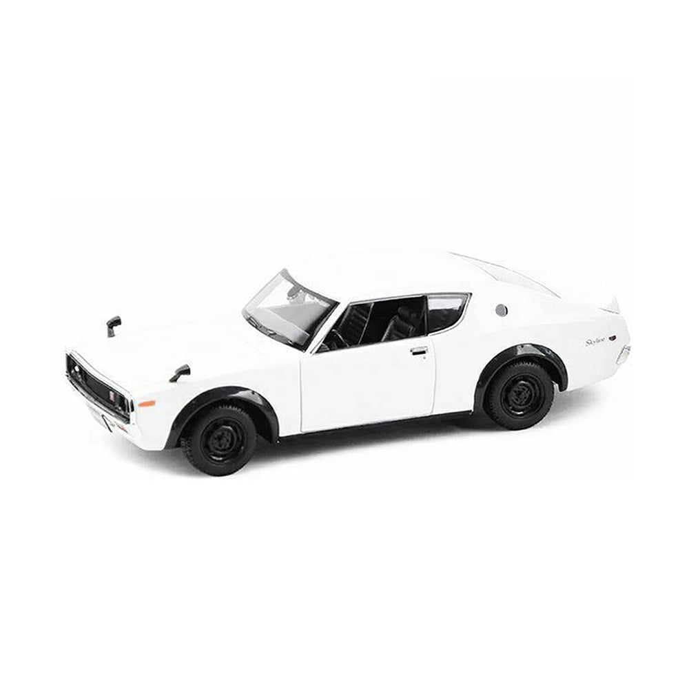 Maisto 1/24 Special Edition Design 1973 Nissan Skyline 2000 GT-R White