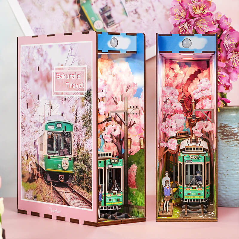Tonecheer Sakura's Travel 3D Puzzle req 3 x AA batteries