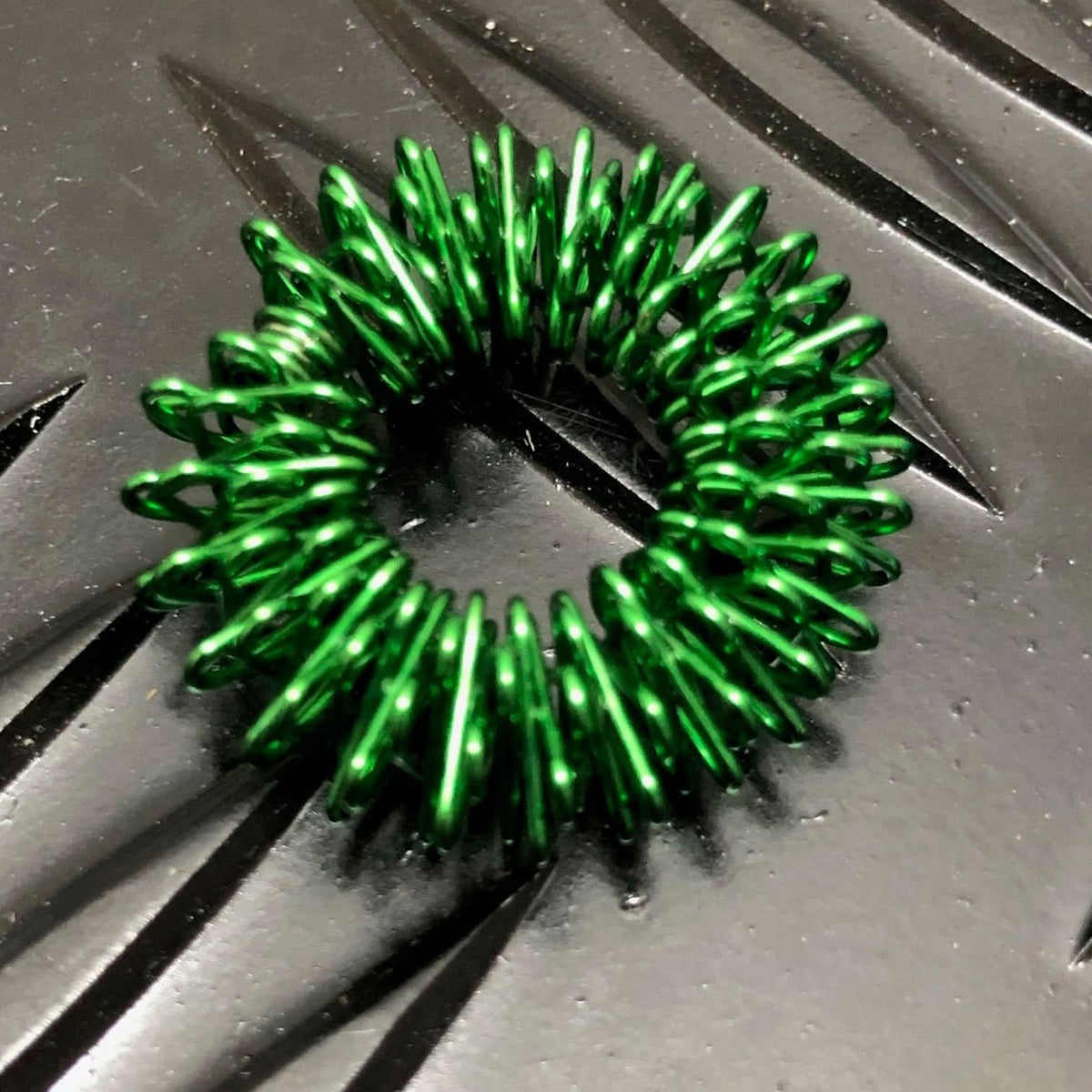 KAIKO Finger Spikey Green