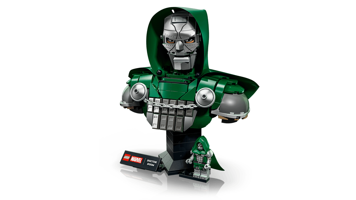 Lego 76345 Marvel Doctor Doom Bust