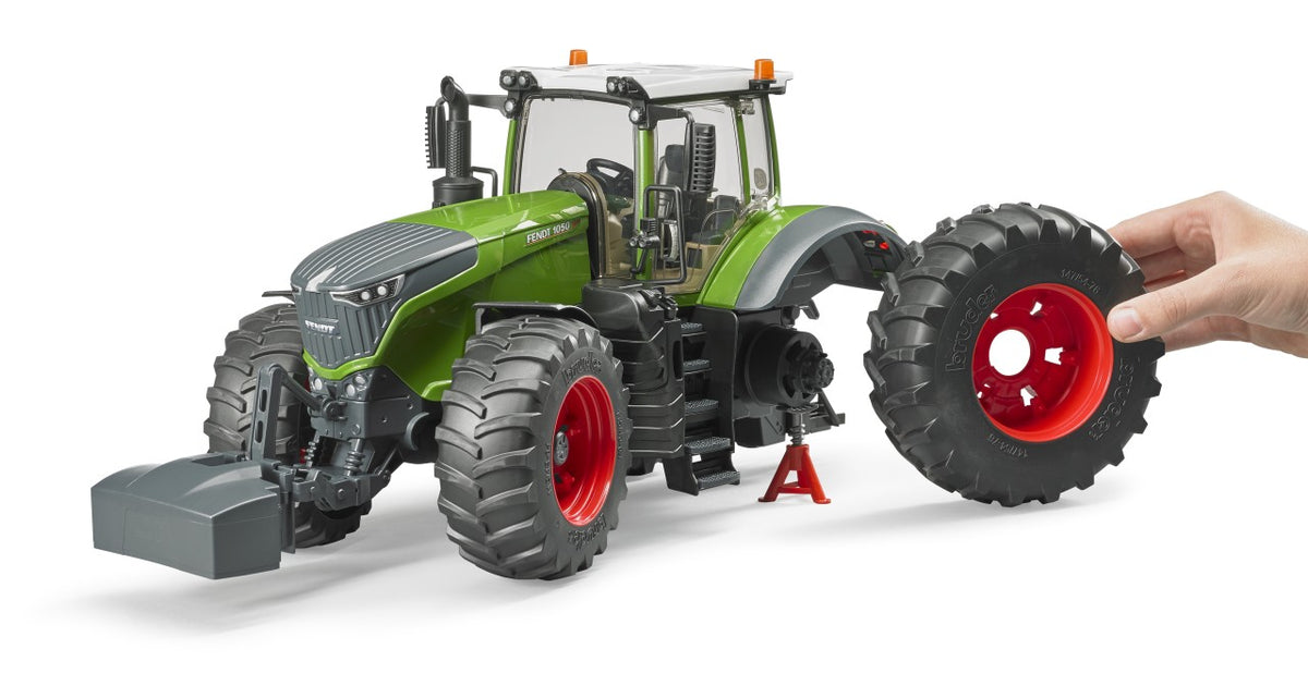 Bruder 04040 Fendt Tractor 1050 Vario