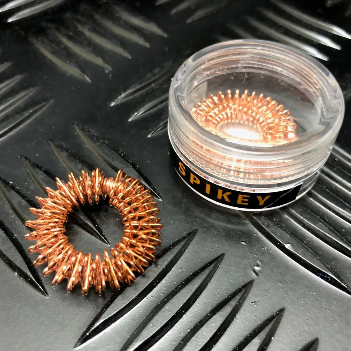 KAIKO Finger Spikey Rose