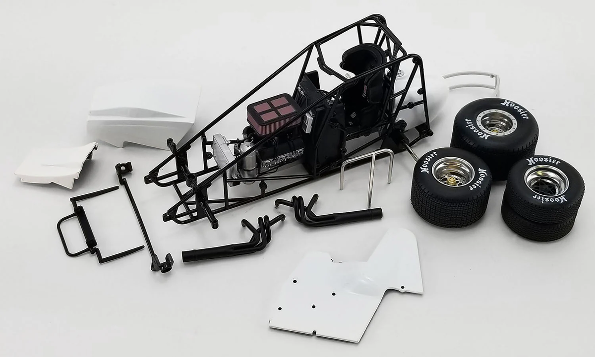 1/18 Winged Sprint Car Model Kit White metal frame and plastic accessories