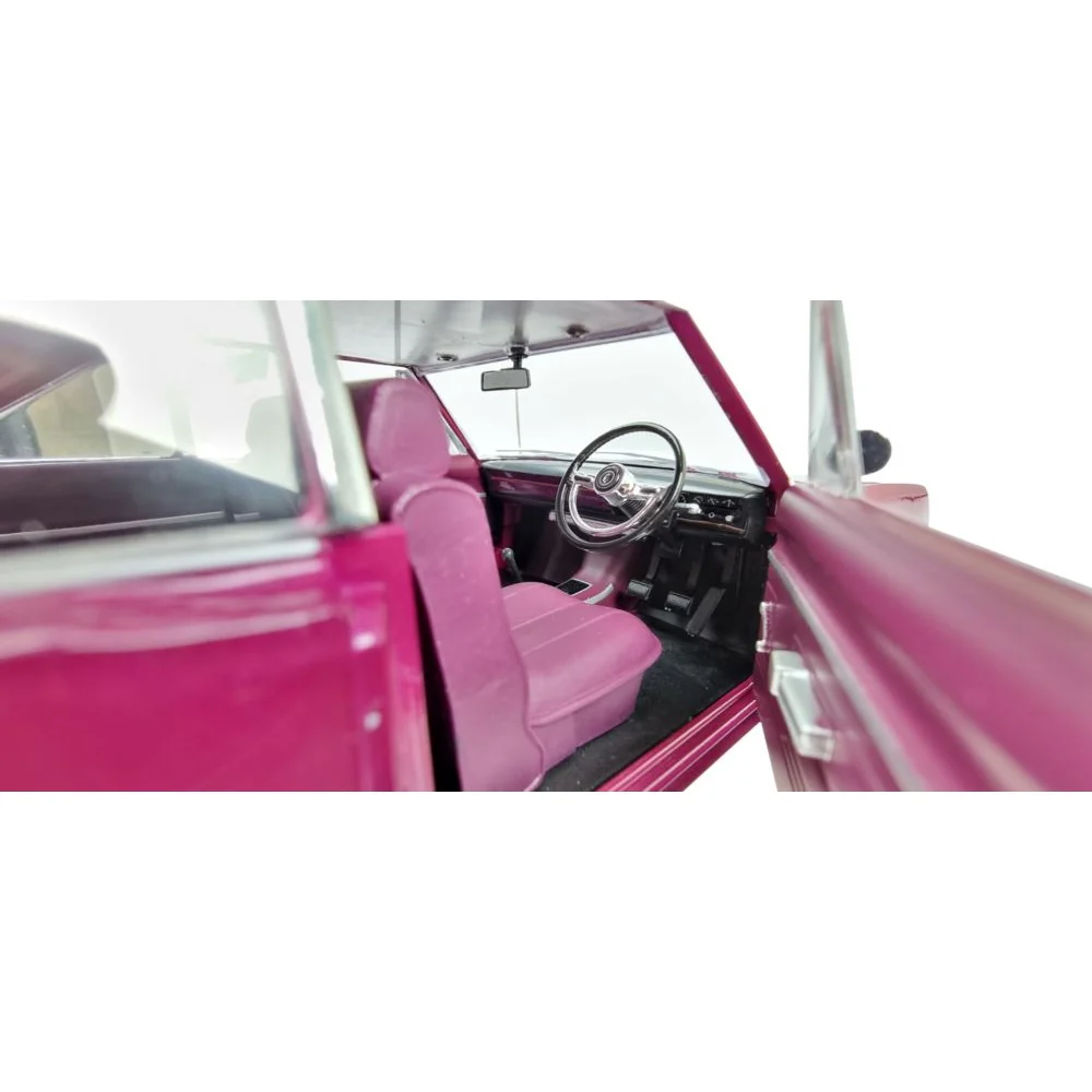 1/18 1969 Chrysler Valiant VF Magenta