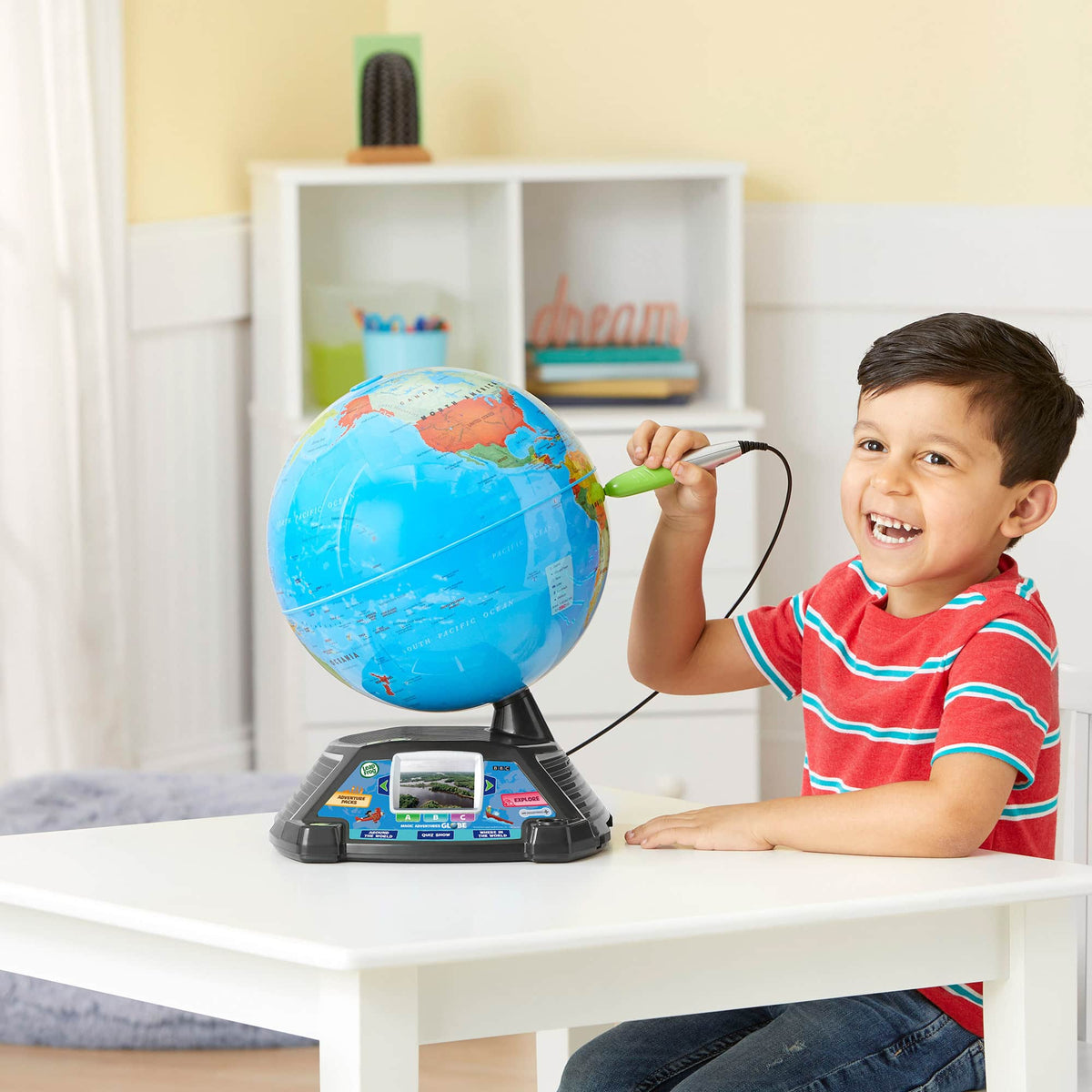 Leap Frog Magical Adventures Globe