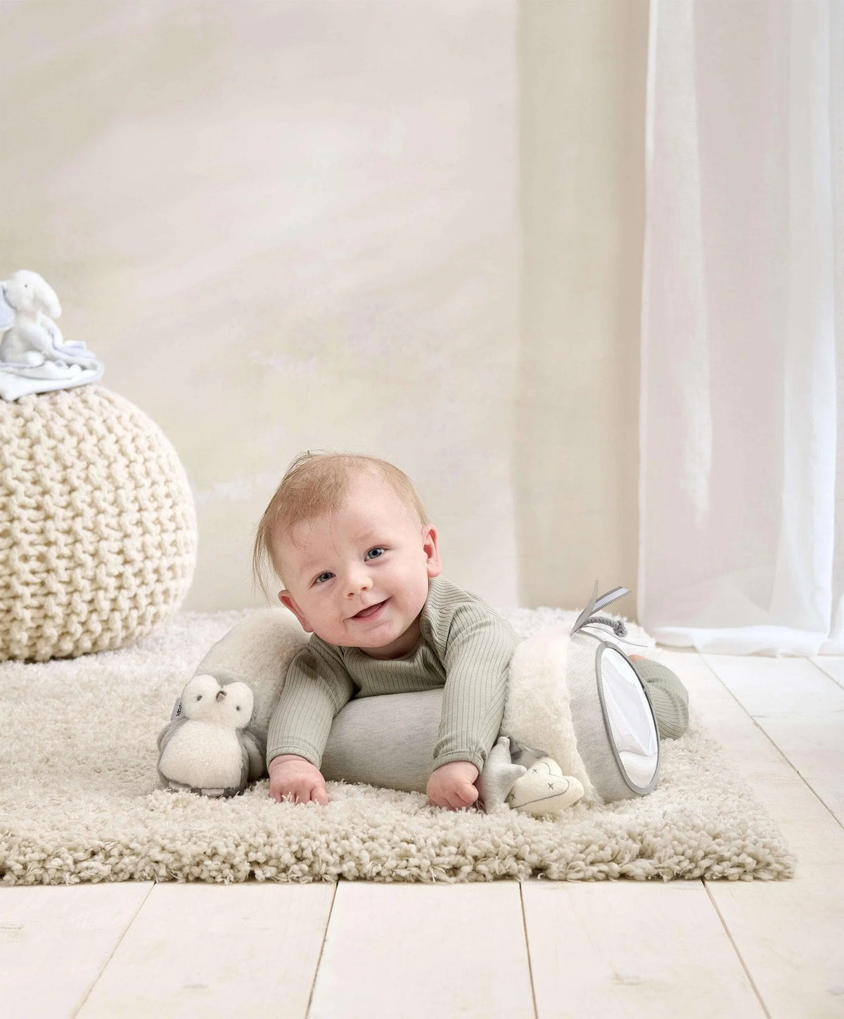Mamas &amp; Papas Welcome To The World Tummy Time Activity Toy - Wish Upon A Cloud