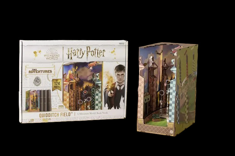 Revell Book Nook - Harry Potter Quidditch Field