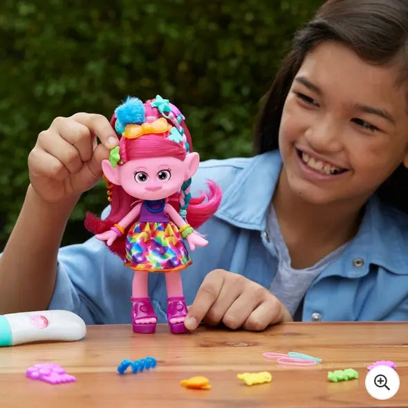 Trolls Band Together Hairtastic Queen Poppy