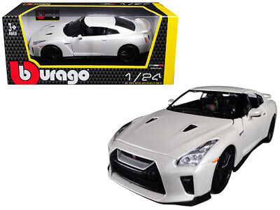 Burago 1/24 2017 Nissan GT-R